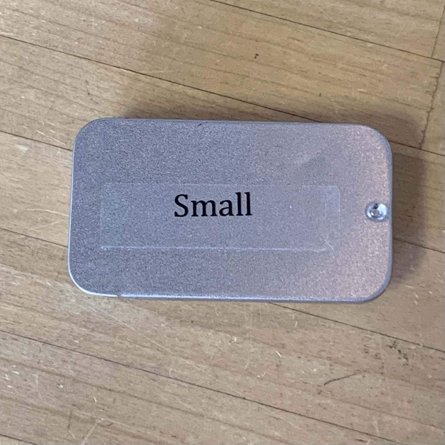 Magnetic Tins